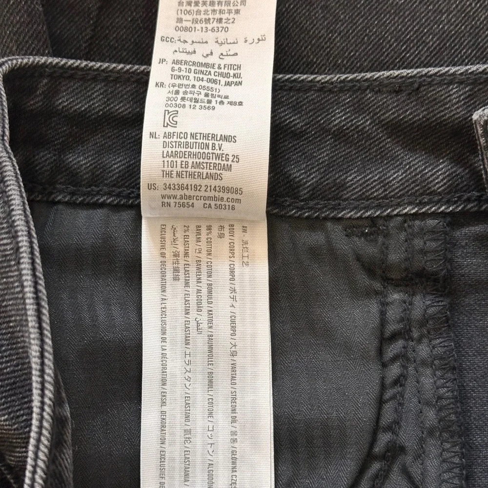 Hollister Ultra‎ High-Rise Black Denim Midi Skirt Front Slit Raw Hem Size 3 W26